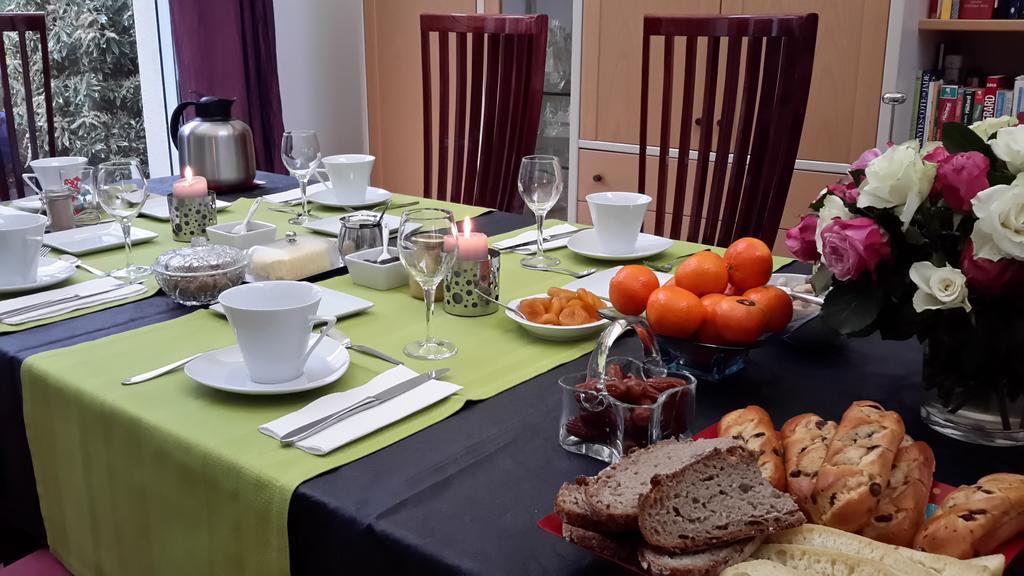 Les Deux Chenes Bed & Breakfast Ла Шапел-сюр-Ердр Екстериор снимка